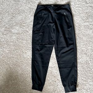 Healing Hands pant scrubs in Medium Black.